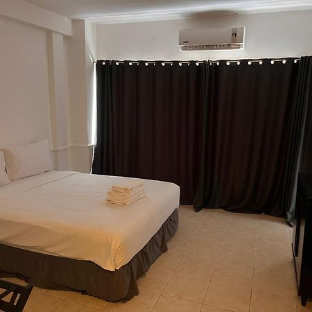 ホテル Shalom Center Chaweng Samui エクステリア 写真